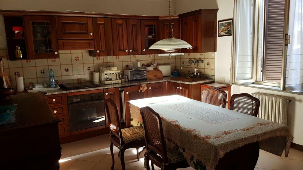Апартаменти Casa Caprioli Монтальчино Екстер'єр фото